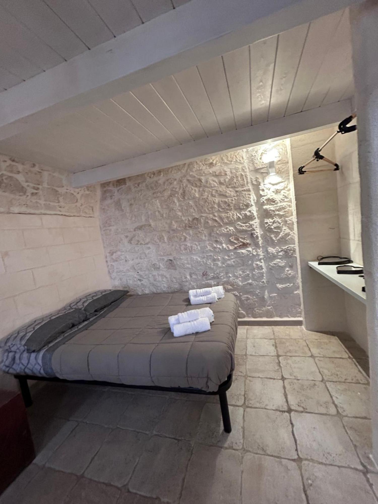 La 13 Guest House Остуни Экстерьер фото